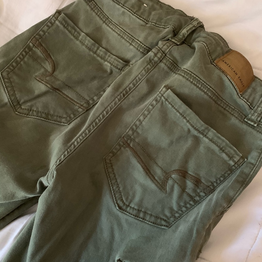 American Eagle stretch army green jegging